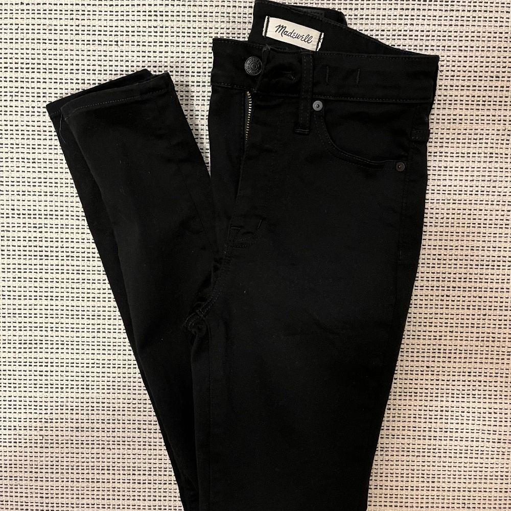25T Madewell black skinnies
